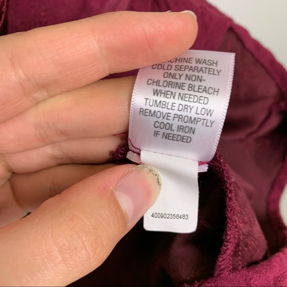 Croft & Barrow Faux Suede Floral Embroidered V-Neck Zip Up Jacket Shirt - Picture 13 of 16